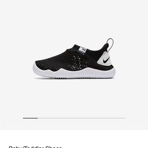 Kids Nike size 7c swim shoe and swim diapers medium